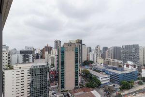 Image 11 - 899258
