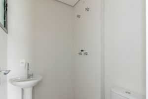 Image 39 - 899258