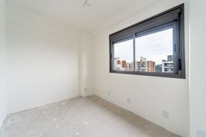 Image 13 - 899271