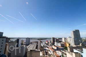 Image 5 - 899272