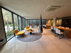 Image 21 - 899273