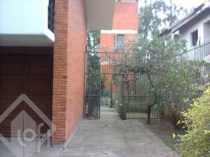 Image 4 - 899274
