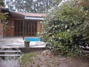 Image 1 - 899274
