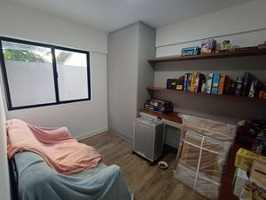 Image 9 - 899294