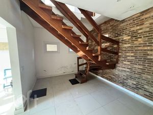 Image 11 - 899295