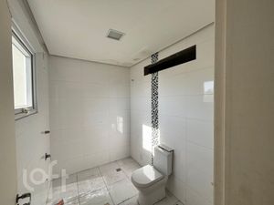 Image 8 - 899295