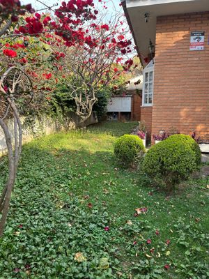 Image 15 - 899296