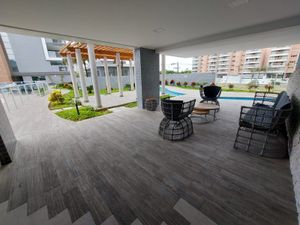 Image 82 - 899298