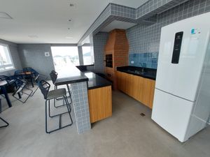 Image 42 - 899298