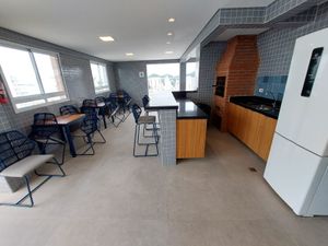 Image 38 - 899298