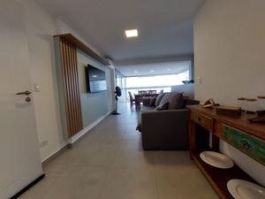 Image 2 - 899298