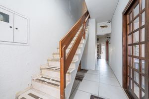 Image 11 - 899342