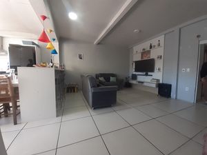Image 4 - 899342