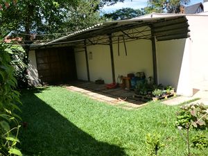 Image 11 - 899350