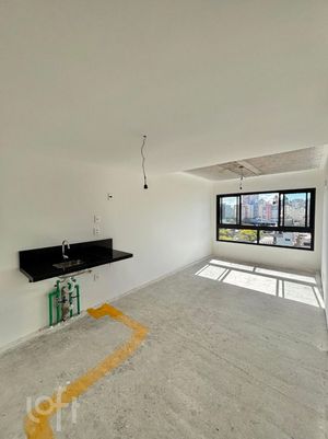 Image 32 - 899377