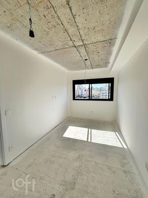 Image 8 - 899377