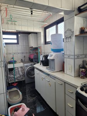 Image 9 - 899385