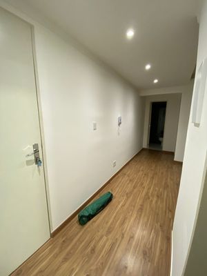 Image 3 - 899389
