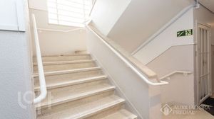 Image 19 - 899396
