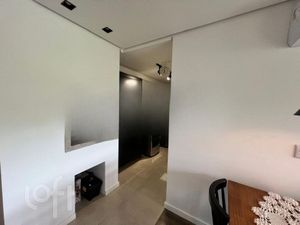 Image 4 - 899415