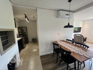 Image 2 - 899415