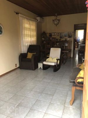 Image 1 - 899419