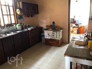 Image 8 - 899419