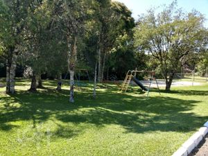 Image 18 - 899422