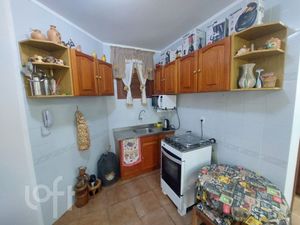 Image 1 - 899437