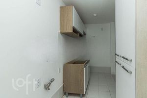 Image 3 - 899438