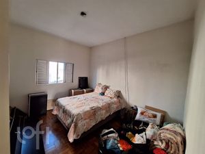 Image 4 - 899446