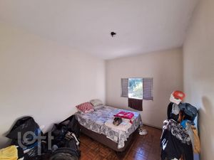Image 6 - 899446