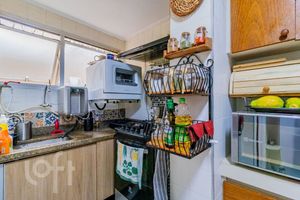Image 9 - 899465