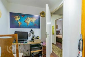 Image 22 - 899465