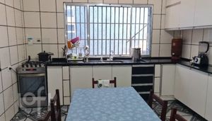 Image 3 - 899466