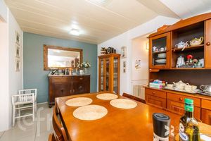 Image 8 - 899471