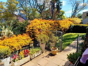 Image 17 - 899471