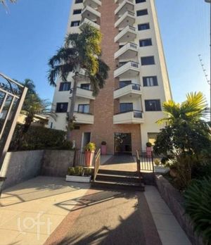 Image 8 - 899505