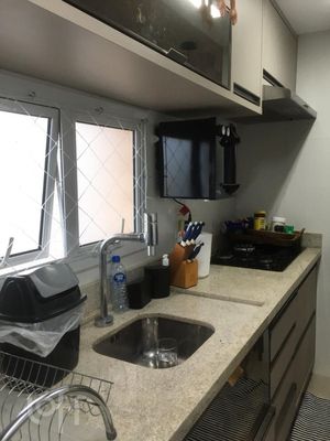 Image 4 - 899516