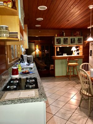 Image 21 - 899522