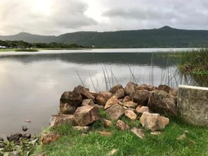 Image 6 - 899522