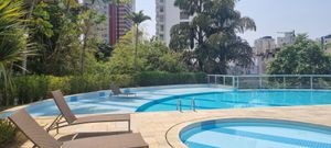 Image 16 - 899525