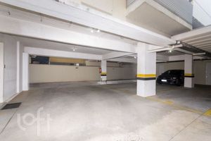 Image 43 - 899533