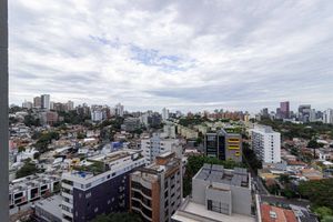 Image 3 - 899537