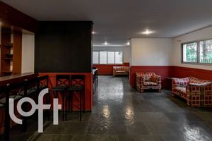 Image 3 - 899537