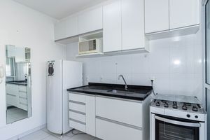 Image 6 - 899542