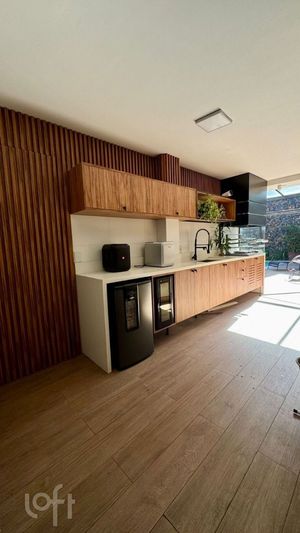 Image 22 - 899544