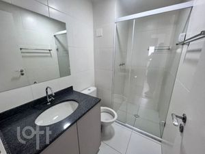 Image 9 - 899547