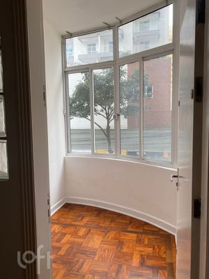Image 3 - 899550