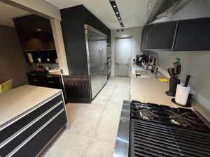 Image 13 - 899554